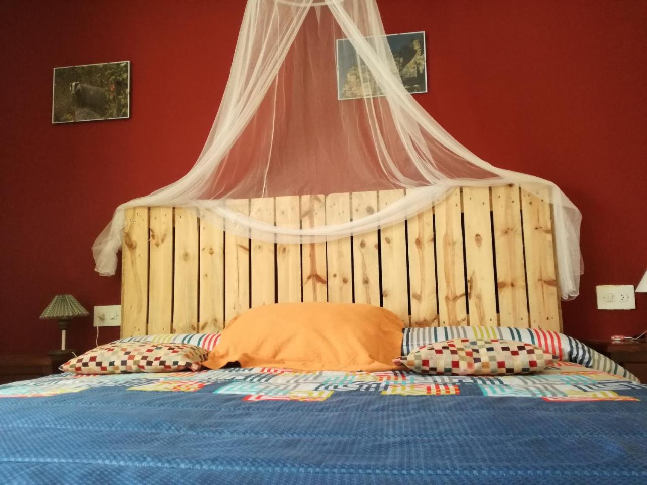 Hostal Del Tajo Пералехос-де-лас-Тручас Экстерьер фото