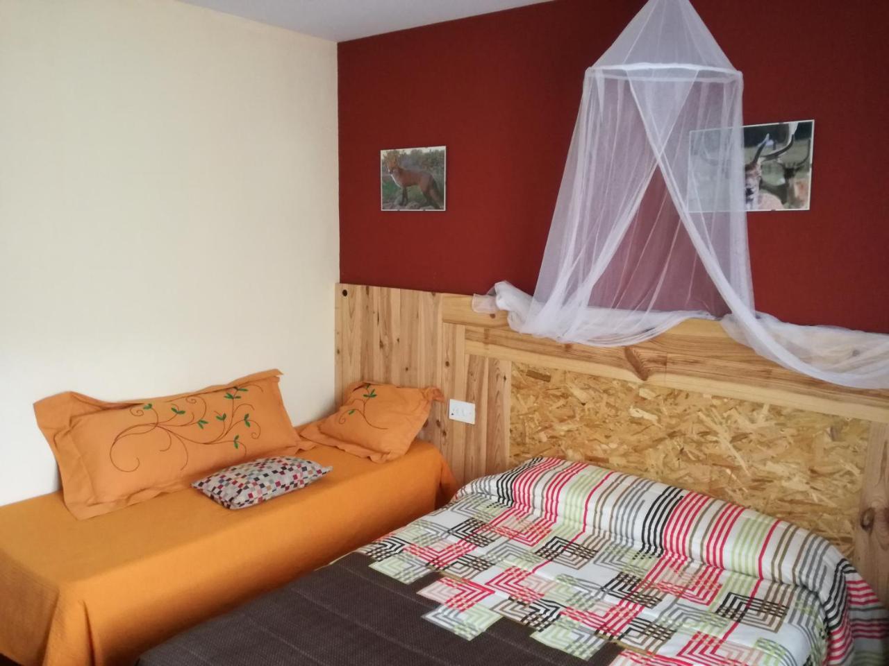 Hostal Del Tajo Пералехос-де-лас-Тручас Экстерьер фото